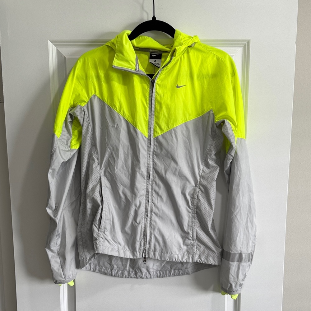 Nike vapor running jacket (wind breaker)